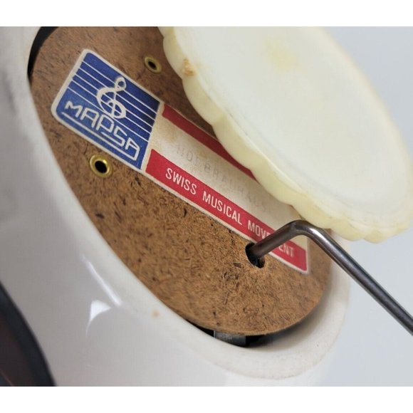 Vtg Goebel Music Box Figurine Hofbrauhaus L Mun 40 Mapsa 1970 - Picture 10 of 11